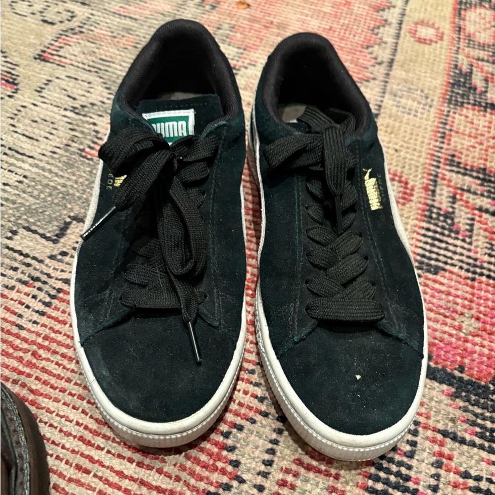 Puma Men's Black and White Suede Sneakers - Picture 2 of 3